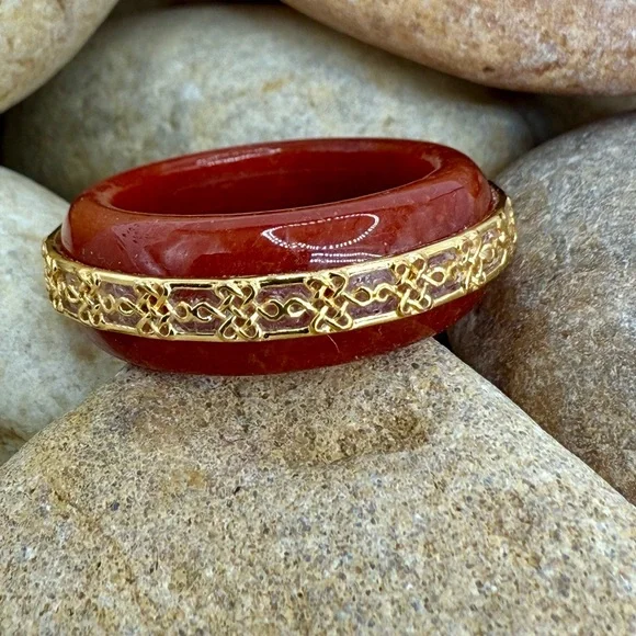 Red Jade Ruyi Knot Band Ring 18K Vermeil Over Sterling Silver Size 8 NWT - Picture 4 of 17